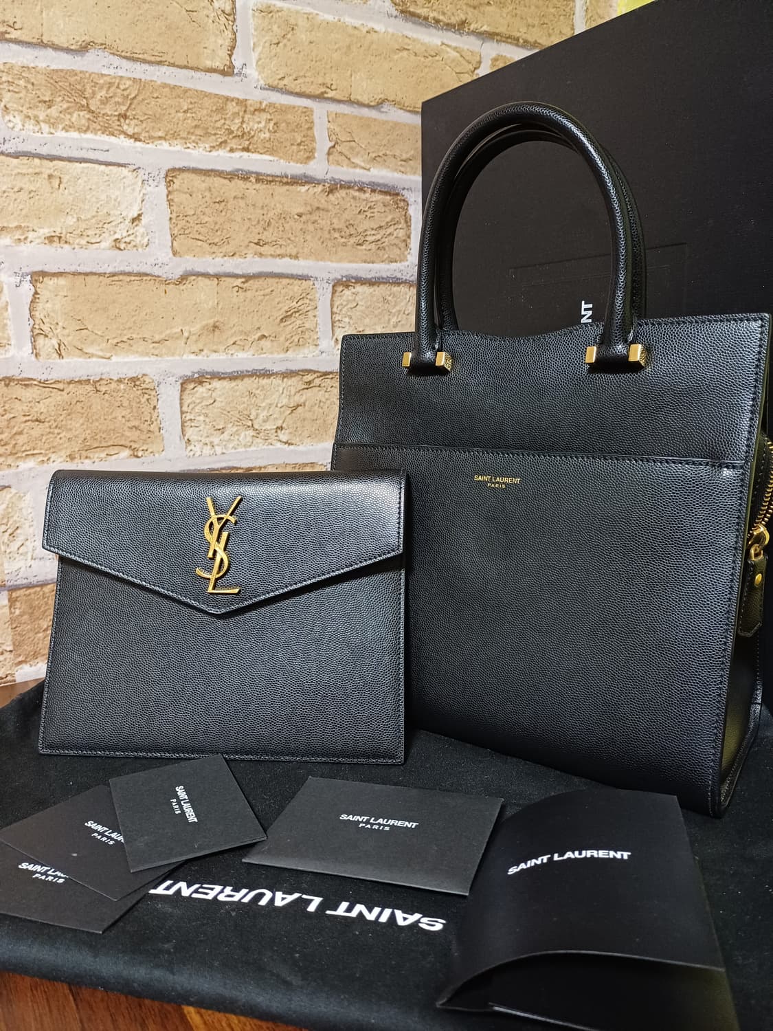 입생로랑 업타운백 토트/크로스백 블랙 상품이미지1