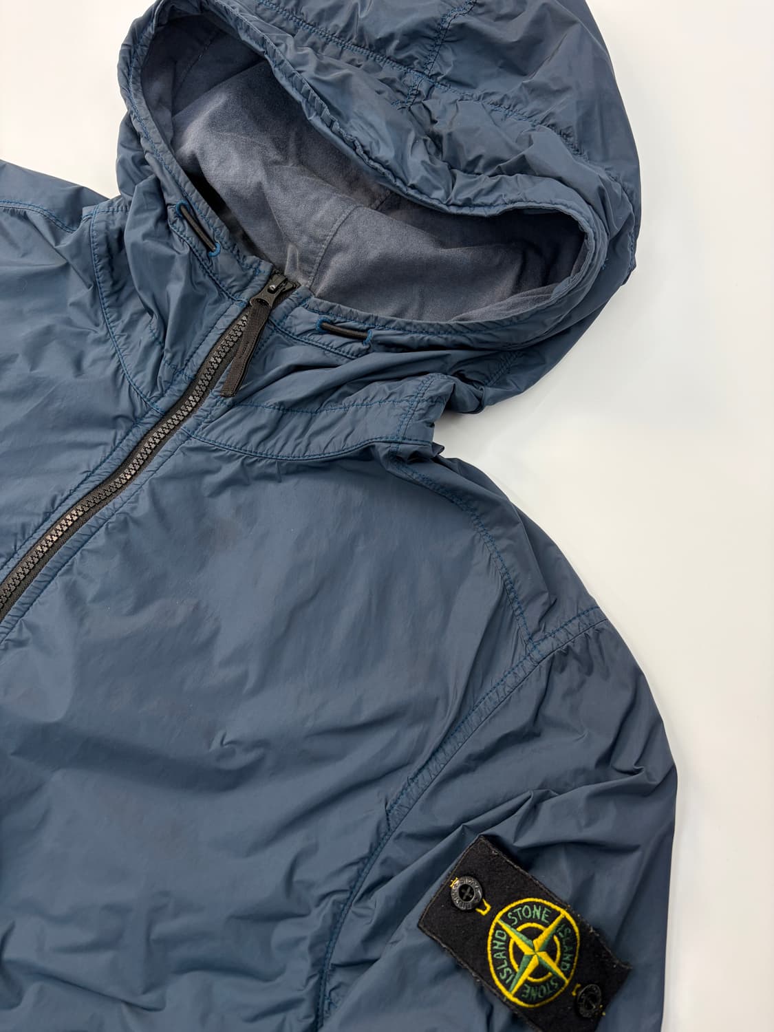 Stone Island 크링클랩스 NY 후드 자켓 상품이미지5