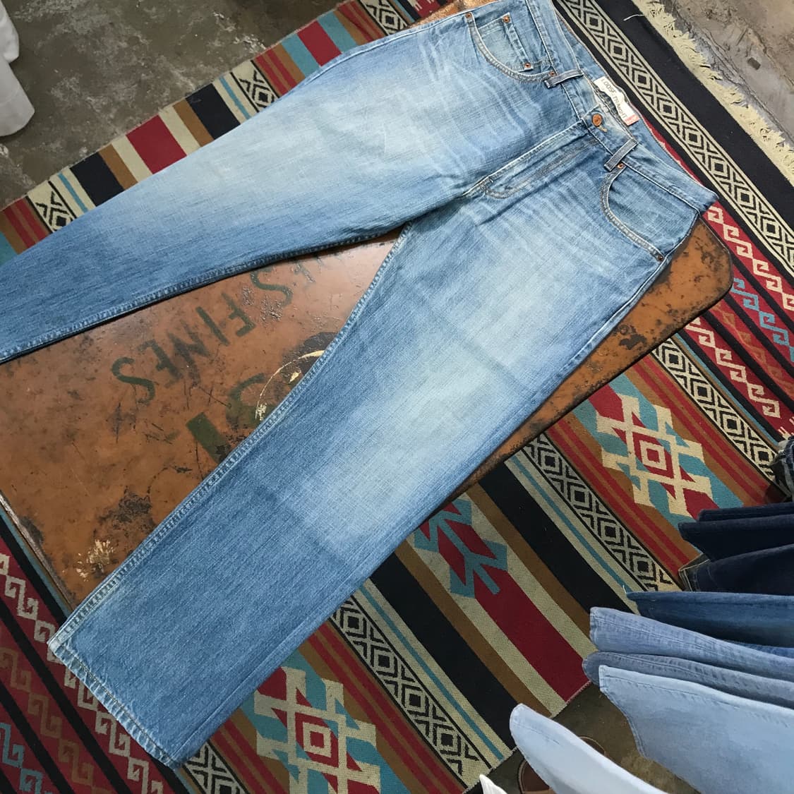 리바이스 569 중청 워시드 데님 팬츠 허리 33 사이즈  상품이미지4