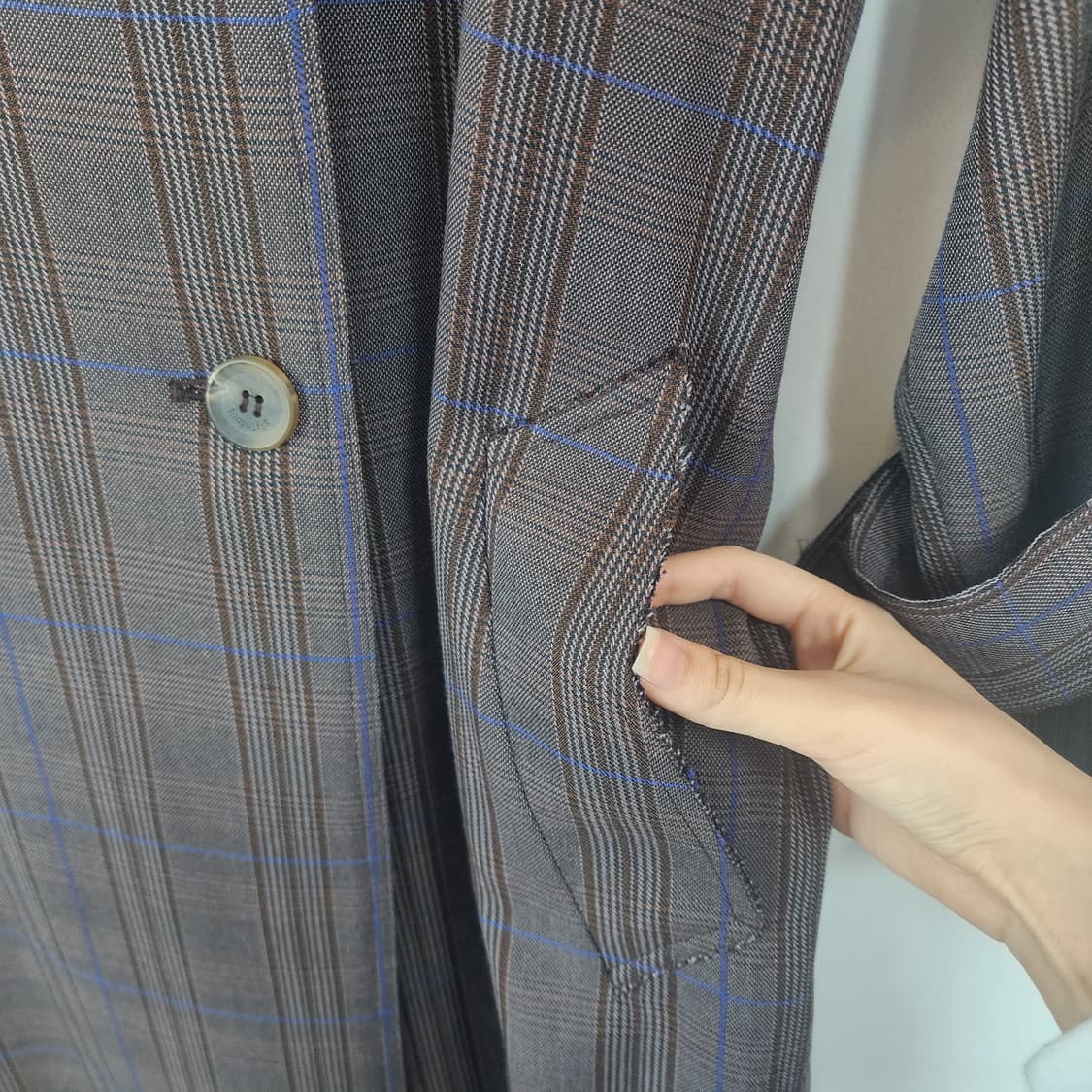 소프트서울 체크 롱 트렌치코트 상품이미지4