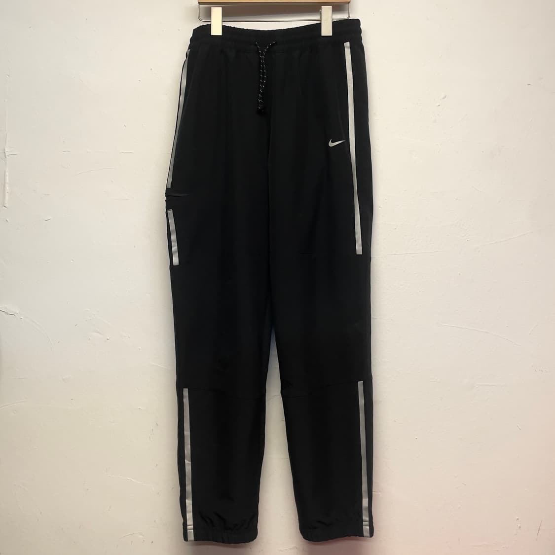 나이키 (우먼) 프로 블랙 트랙 팬츠   상품이미지1