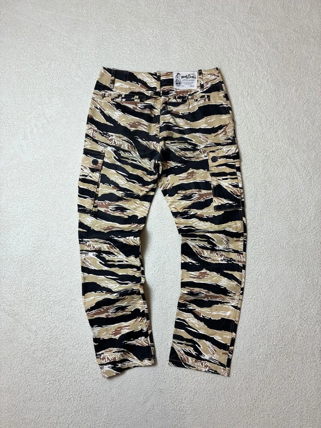 누드본즈 x 참스 골든 타이거 스트레이트 카고 팬츠 PN6413 상품이미지6