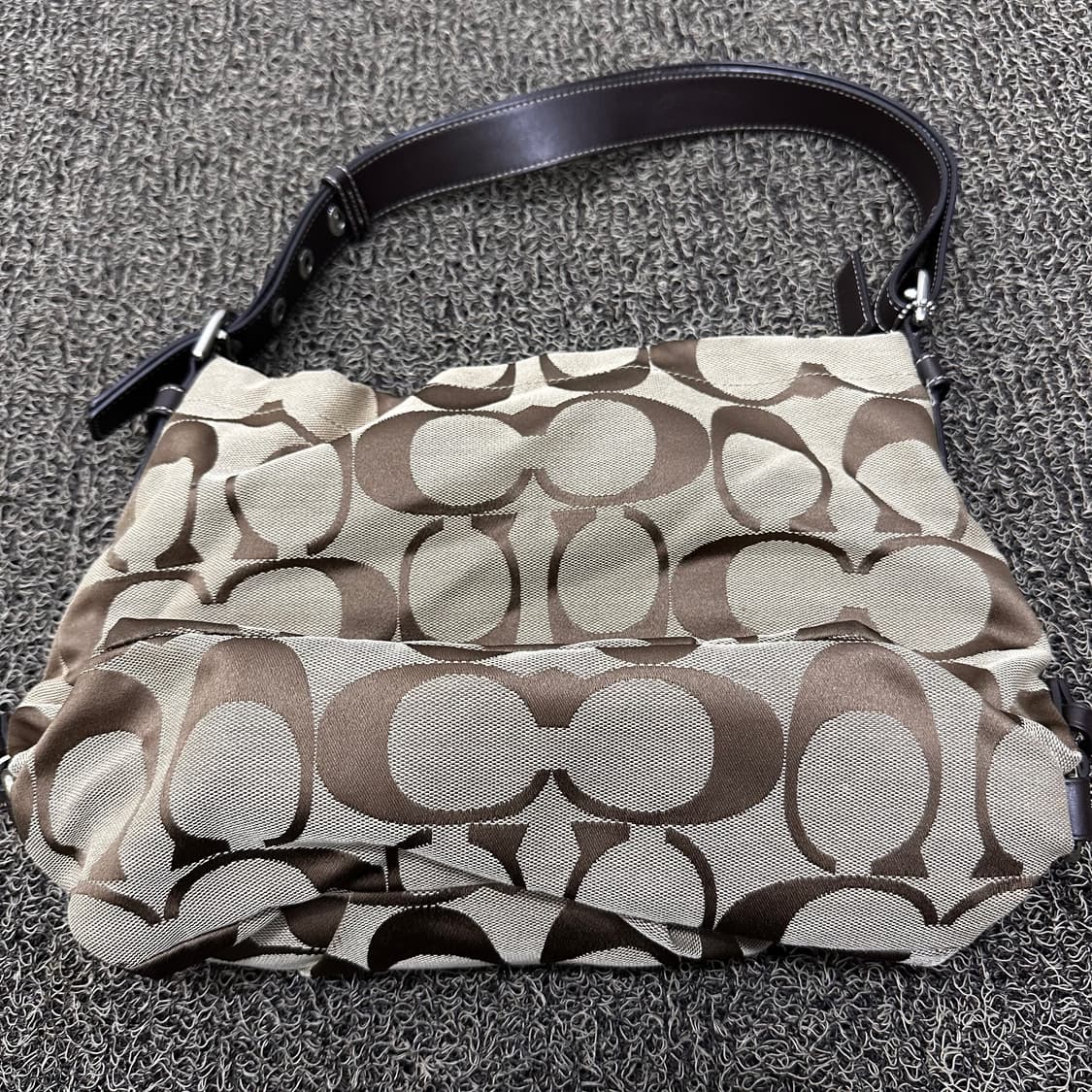 COACH 코치 시그니처 모노그램 여성 숄더백 상품이미지9