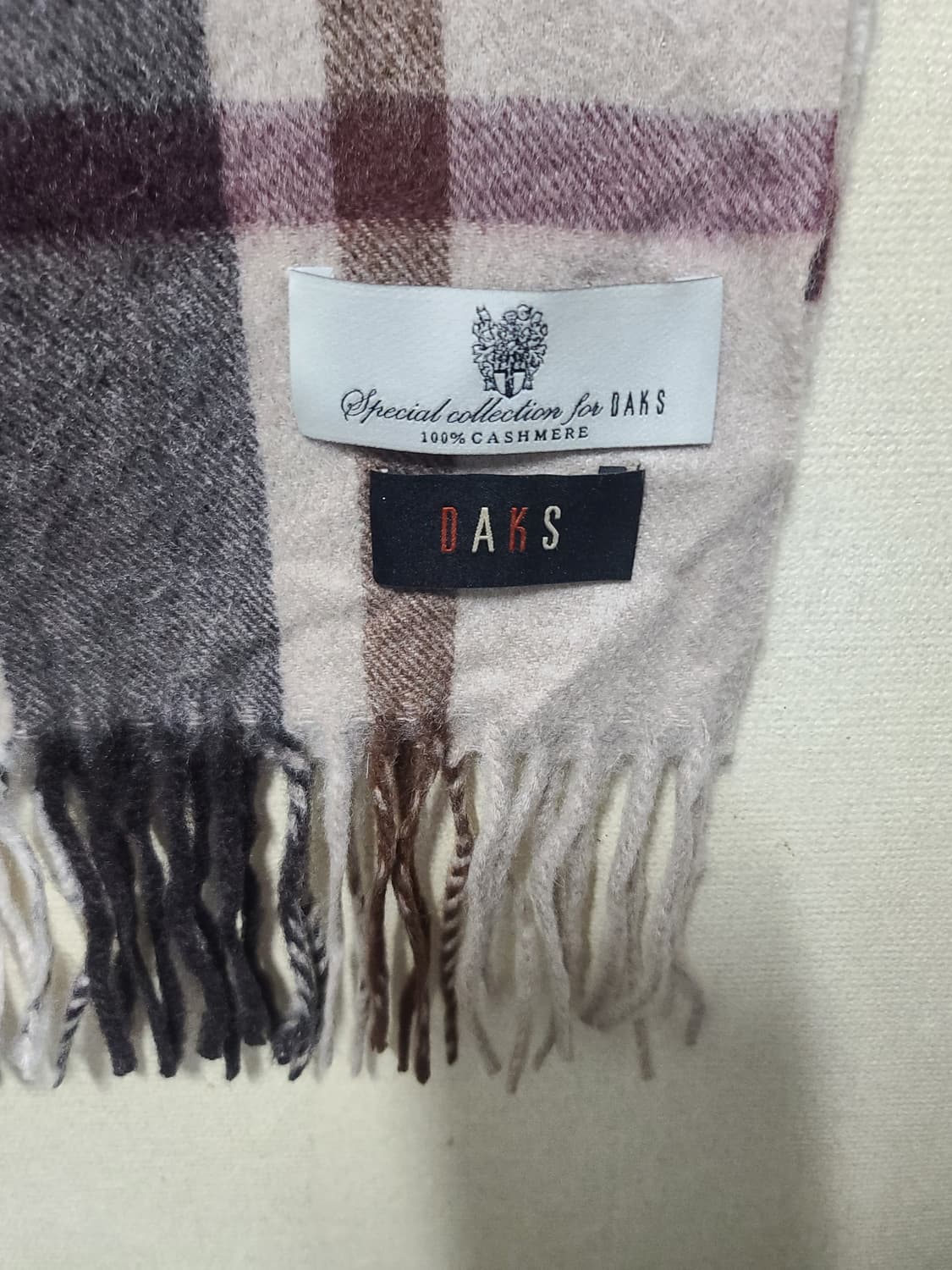 닥스 캐시미어 100% 머플러 상품이미지3