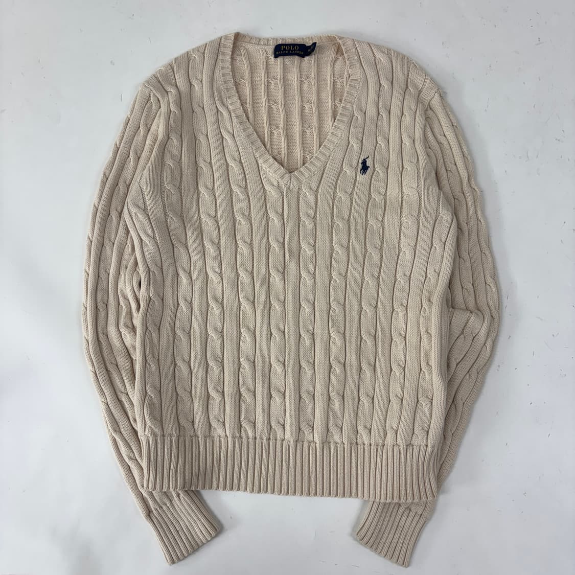 폴로 브이넥 니트 상품이미지3