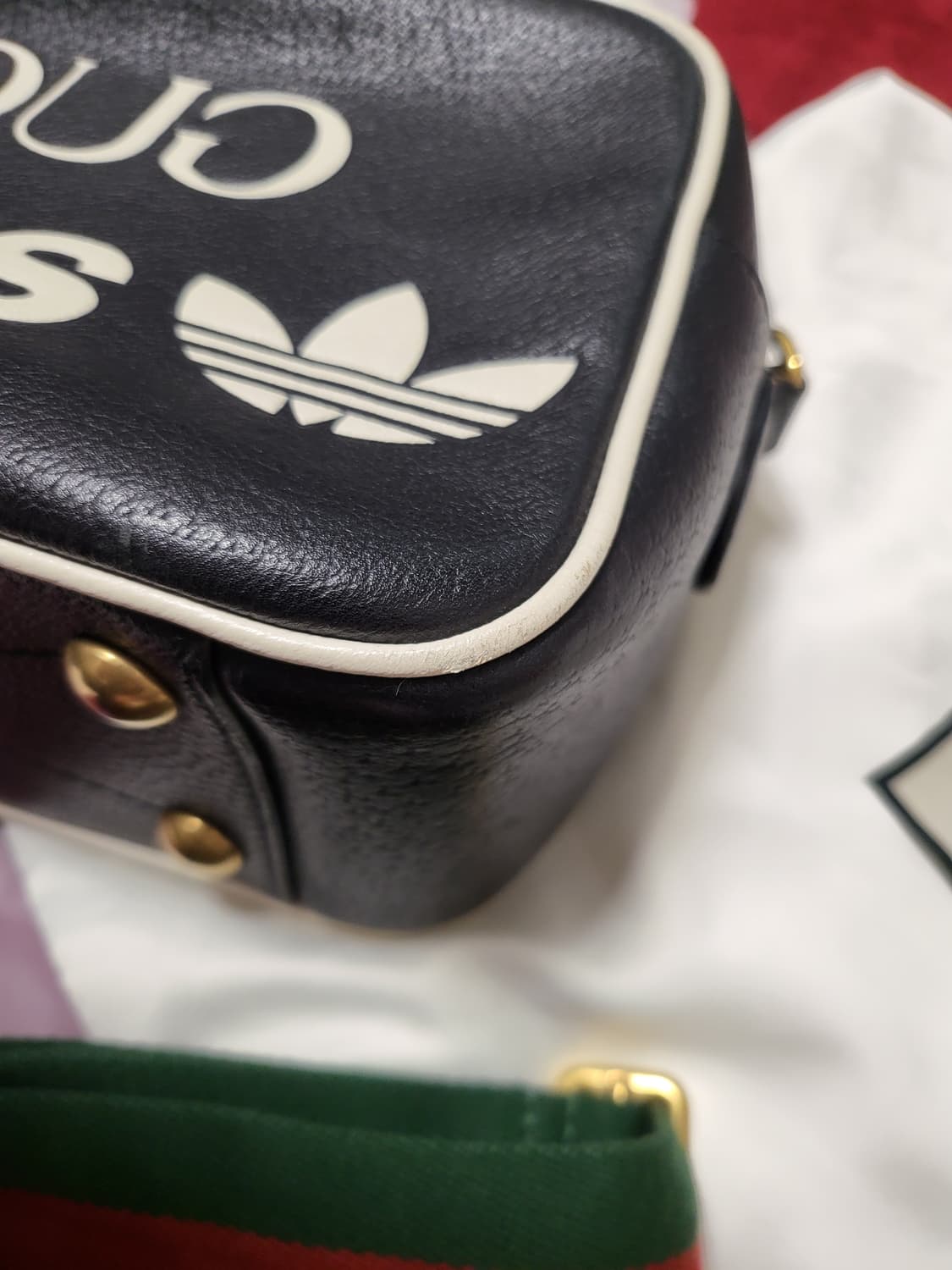 구찌 x 아디다스 메신저백 상품이미지8