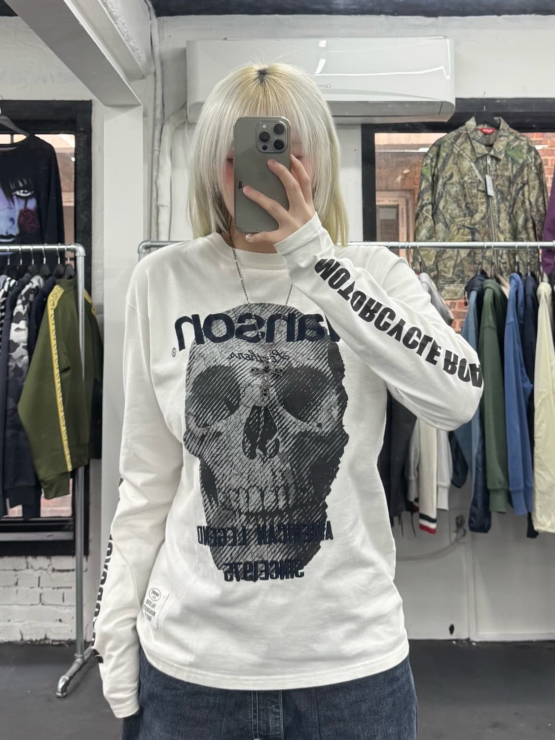 밴슨 레더 스컬 롱슬리브 상품이미지2