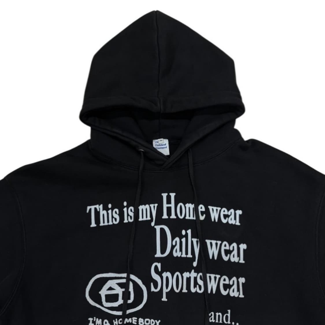 더콜디스트모먼트 후드티 상품이미지2