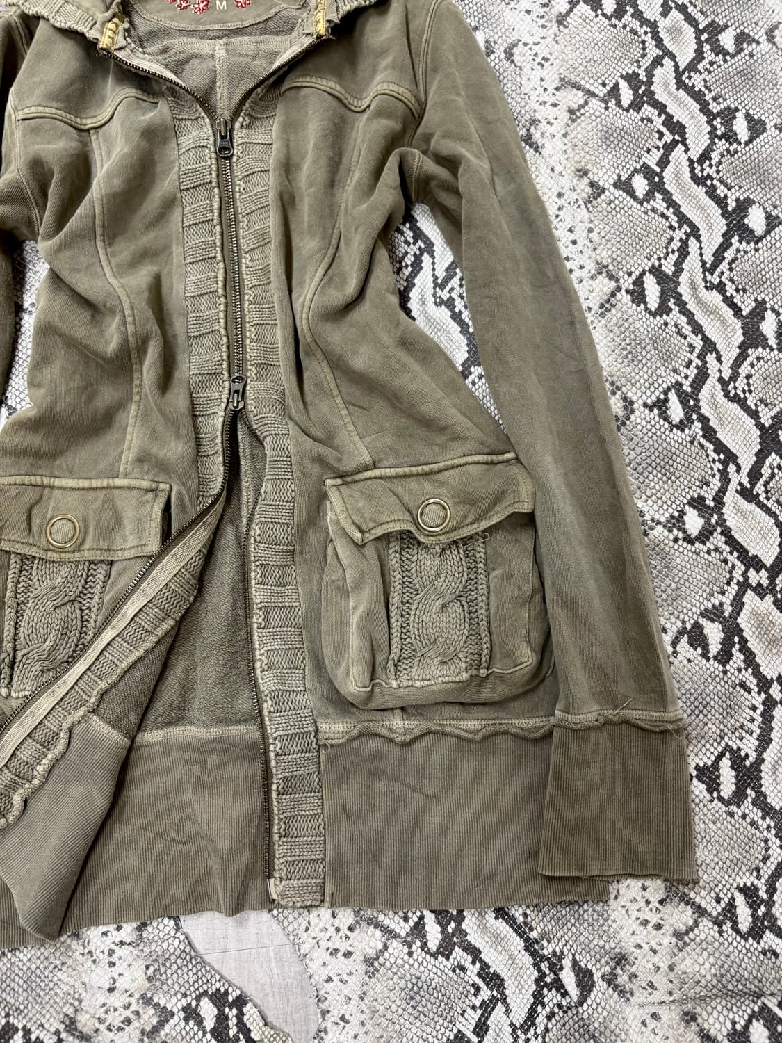 “Back Number” Y2K Khaki 2-way hooded Zip 상품이미지3