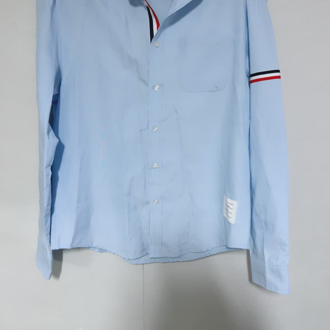 톰브라운 블루 봄 공용 셔츠 상품이미지3