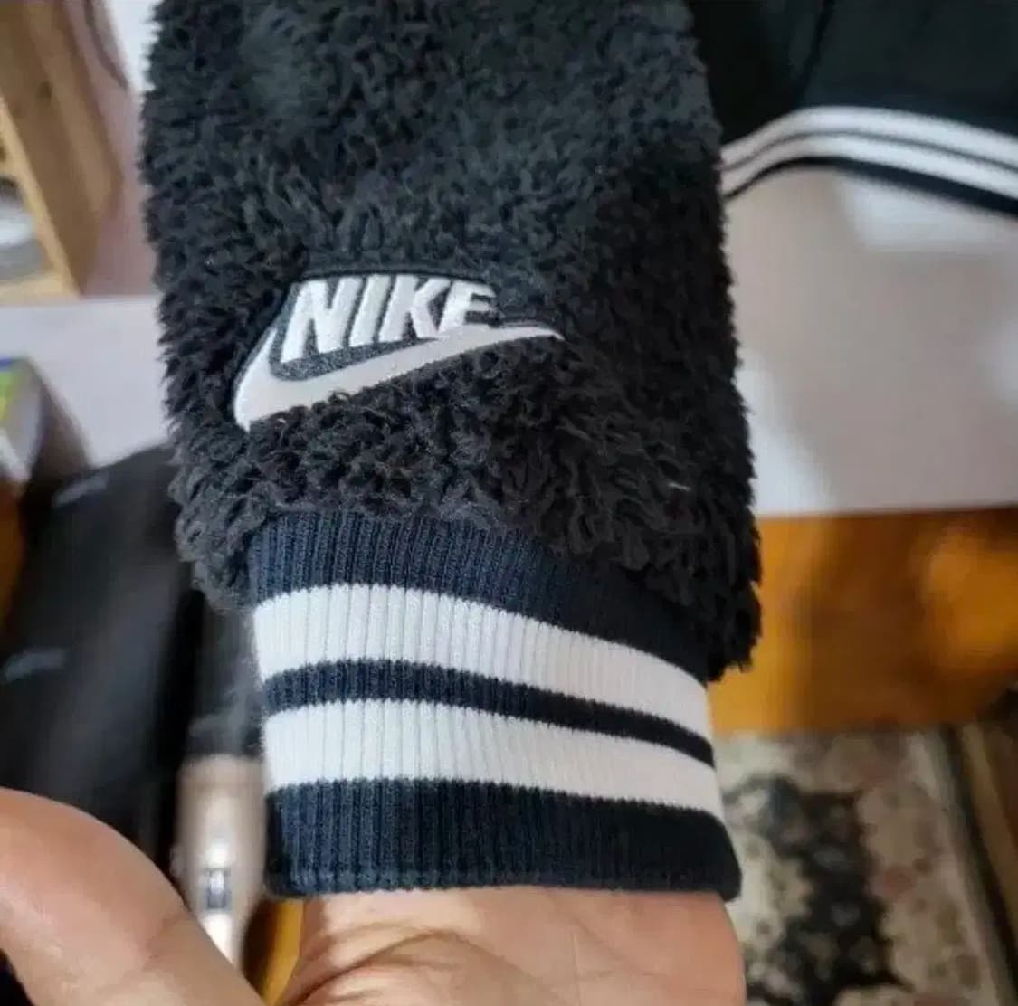 나이키  XL 95 우먼 양털 크롭 자켓 상태좋음 깨끗 상품이미지3