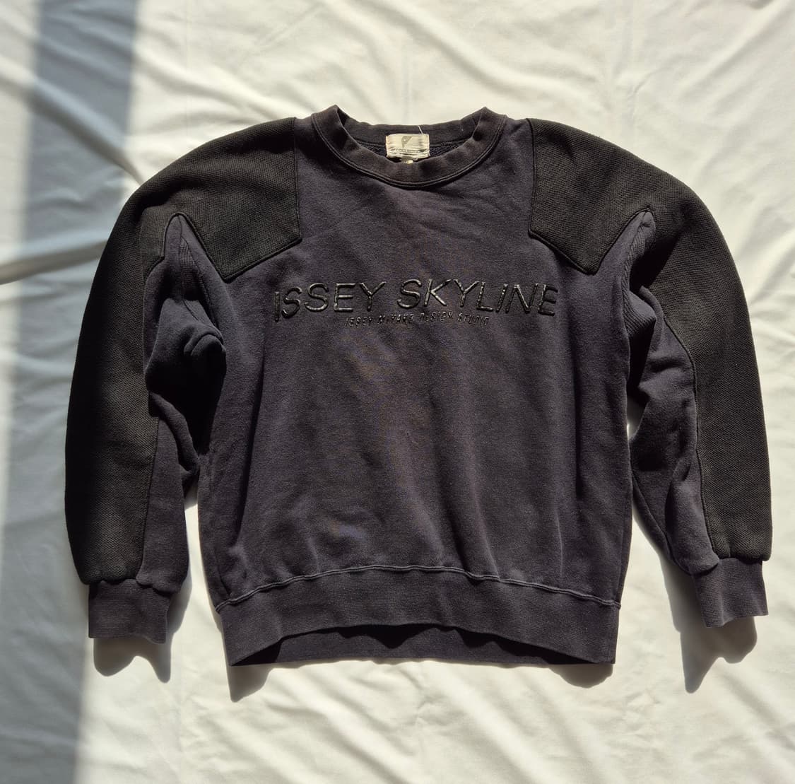 Issey Skyline, 1981 상품이미지1