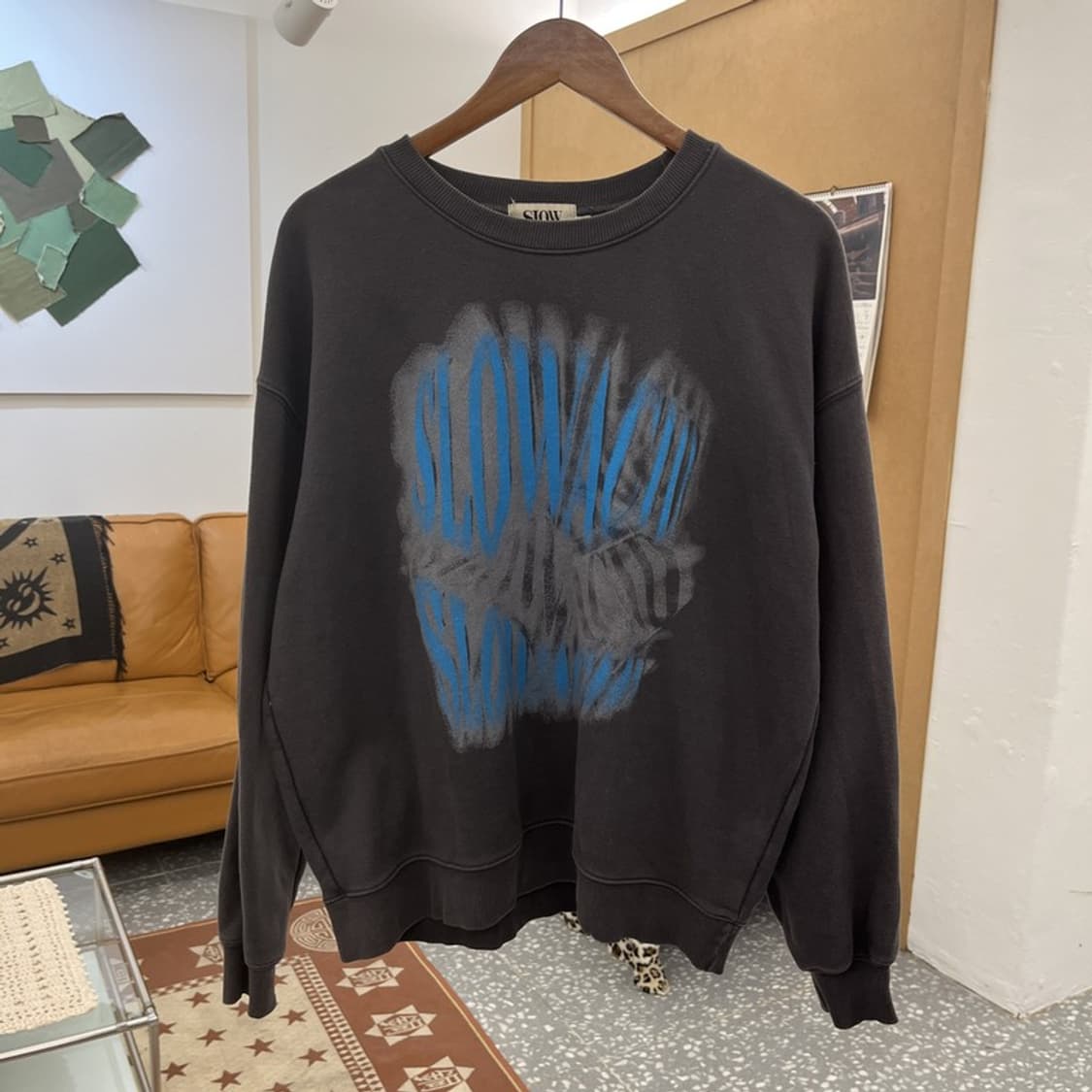 슬로우애시드 스트릿 펑크 고딕로고 오버핏 맨투맨 S C10304 상품이미지3