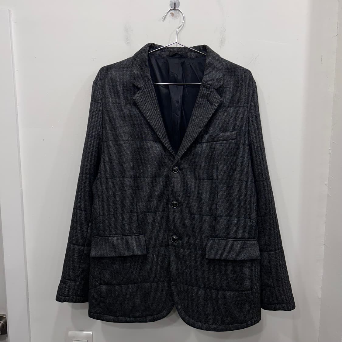 지이크 울 스트레치 쓰리버튼 퀼팅 블레이져 상품이미지2