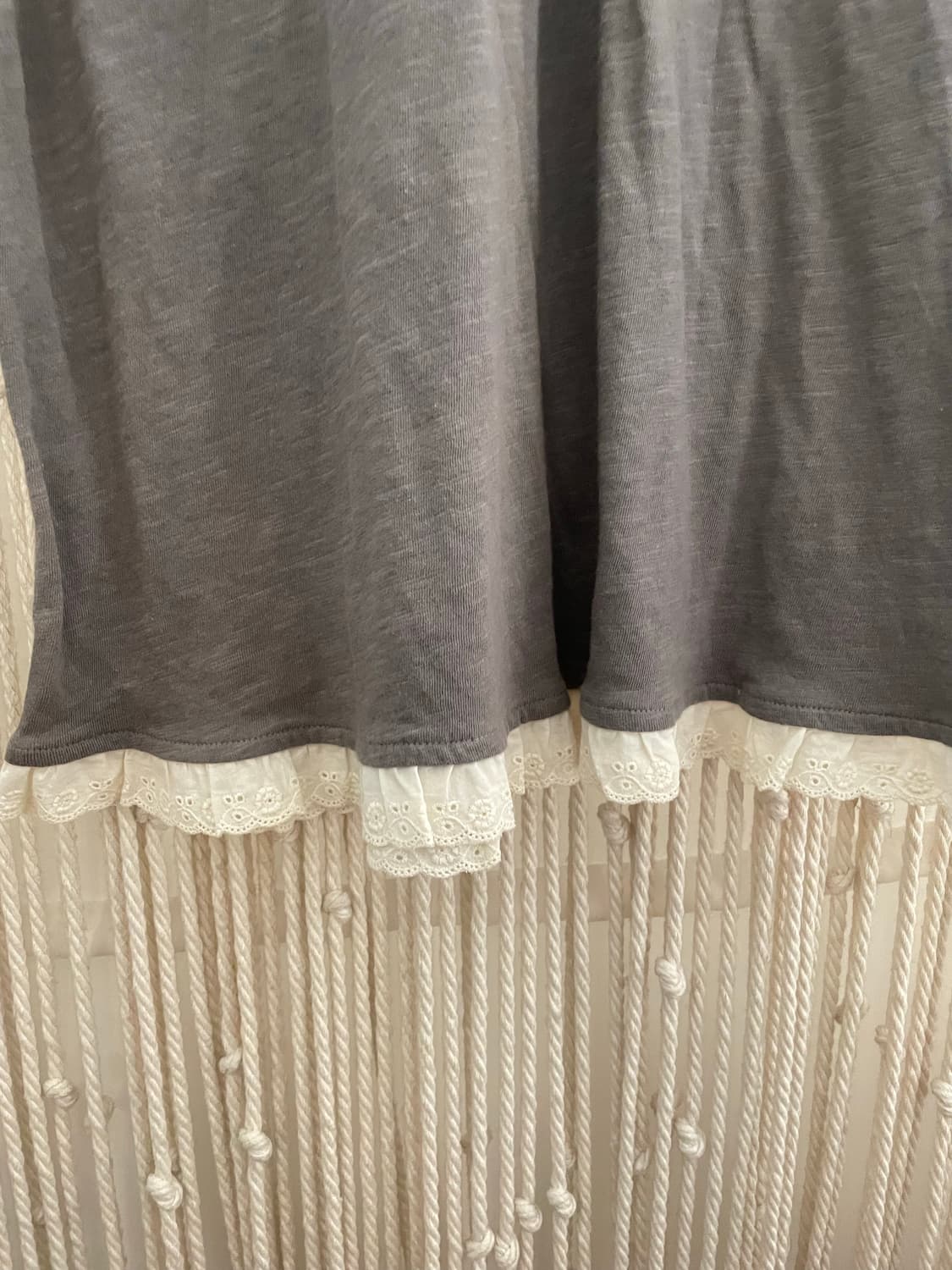 그레이 레이스 코튼 티셔츠 상품이미지5