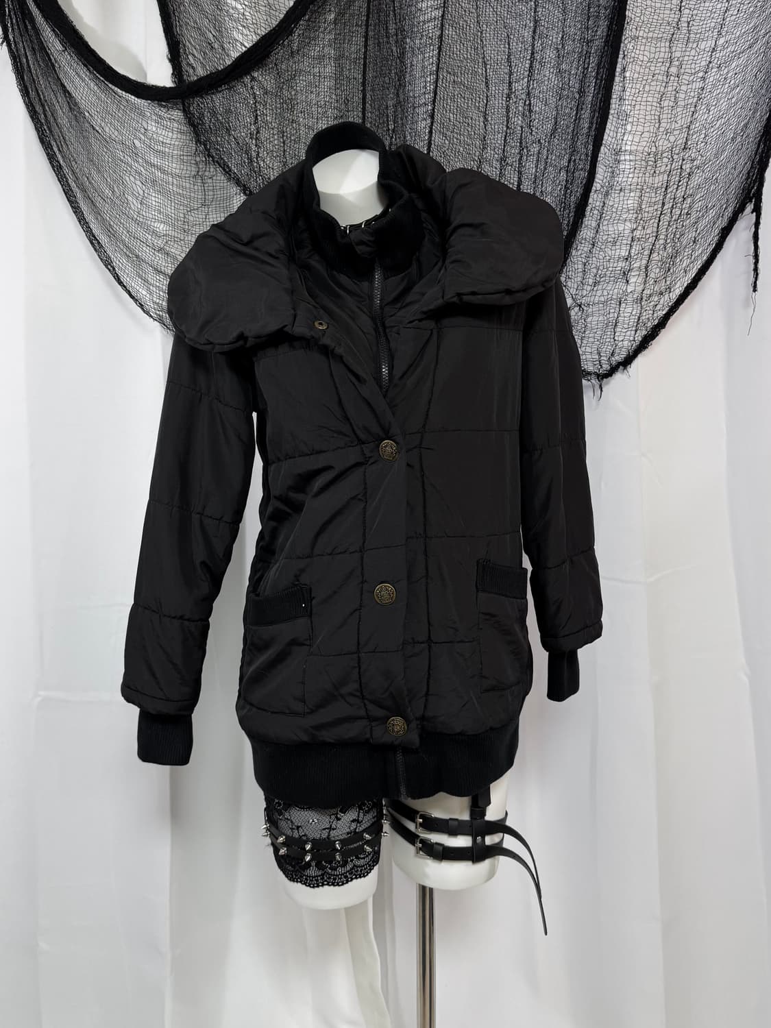 black padding  상품이미지1