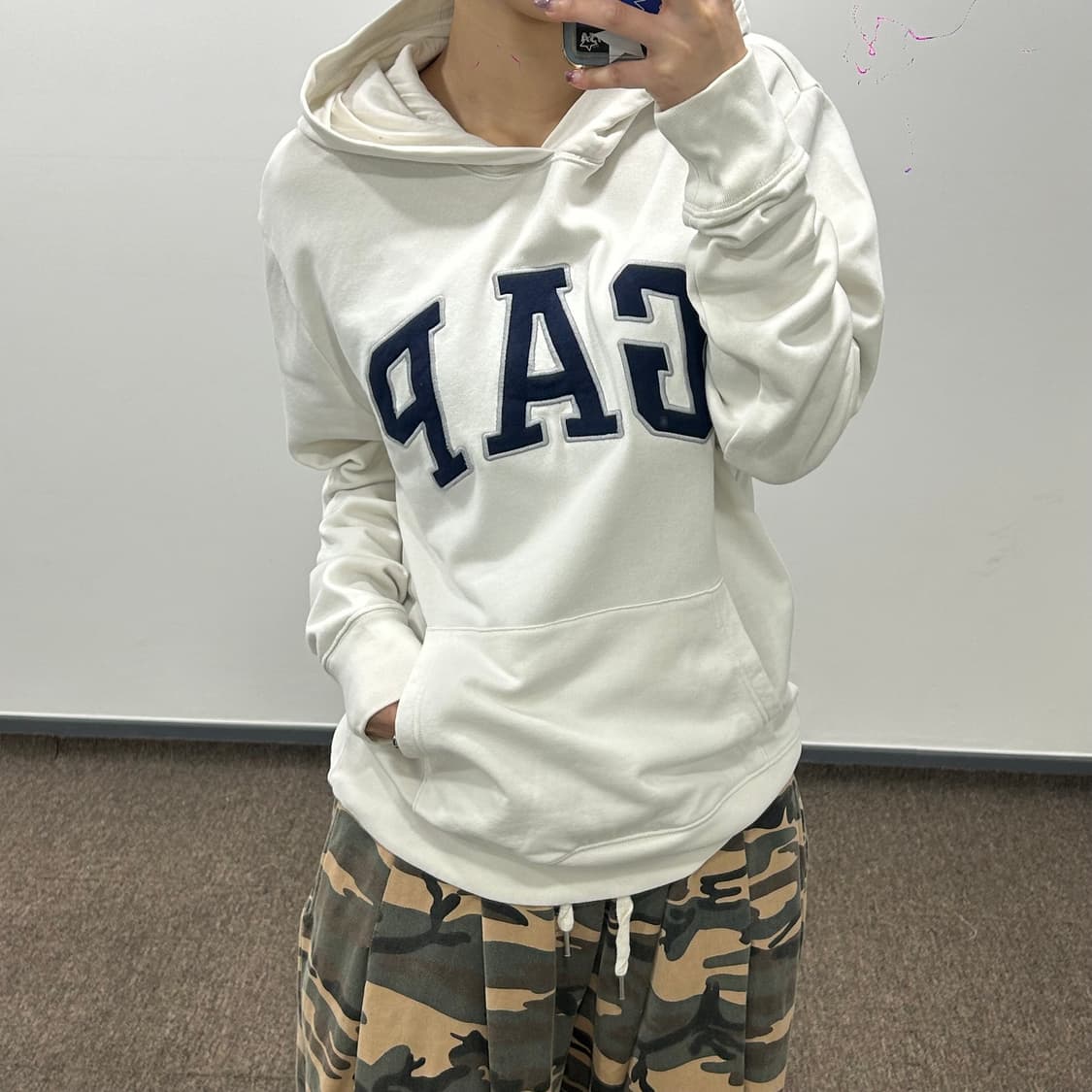 GAP 갭 네이비로고 아이보리 후드티  상품이미지2