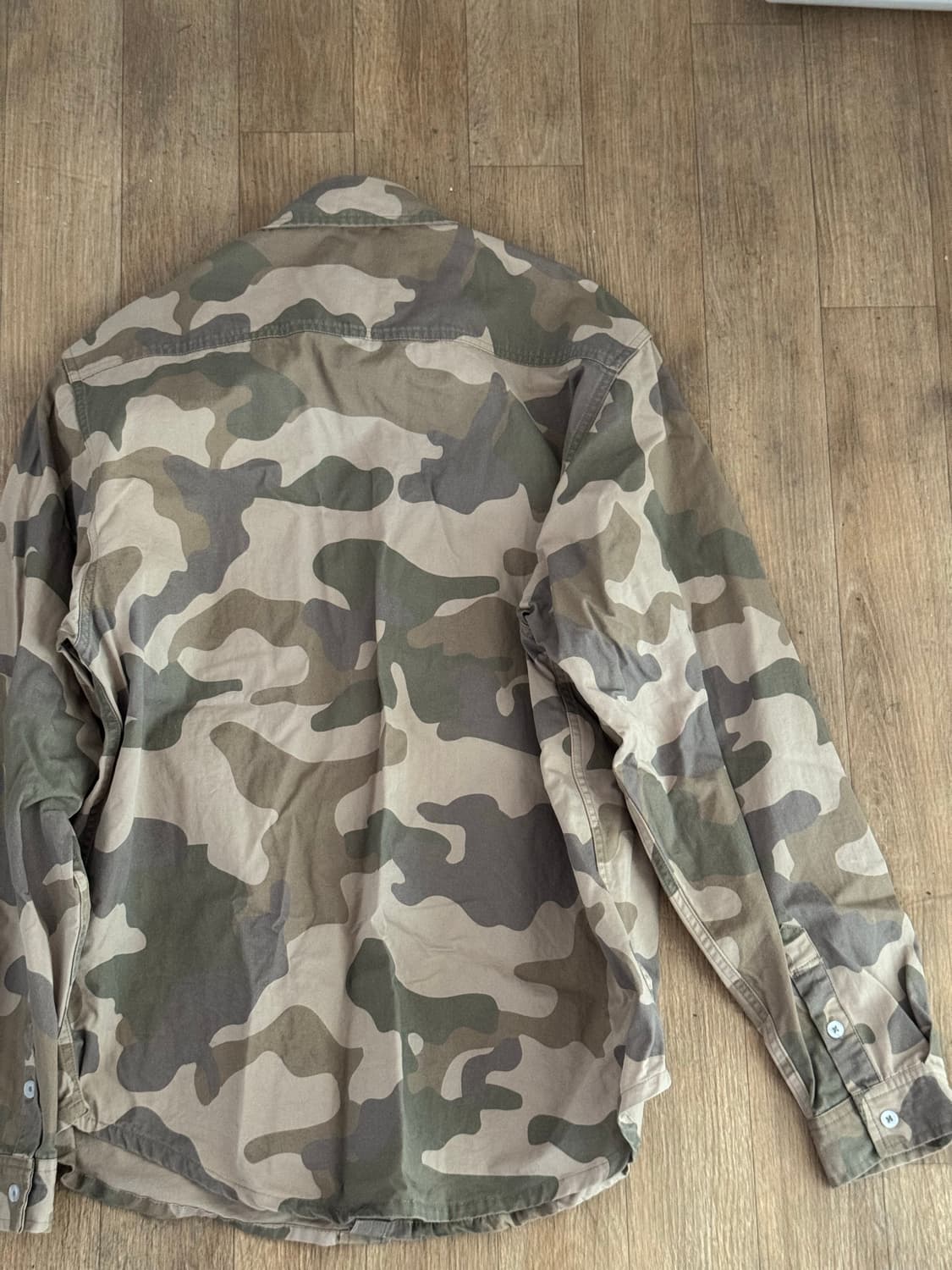 위캔더스 카모 셔츠 상품이미지2