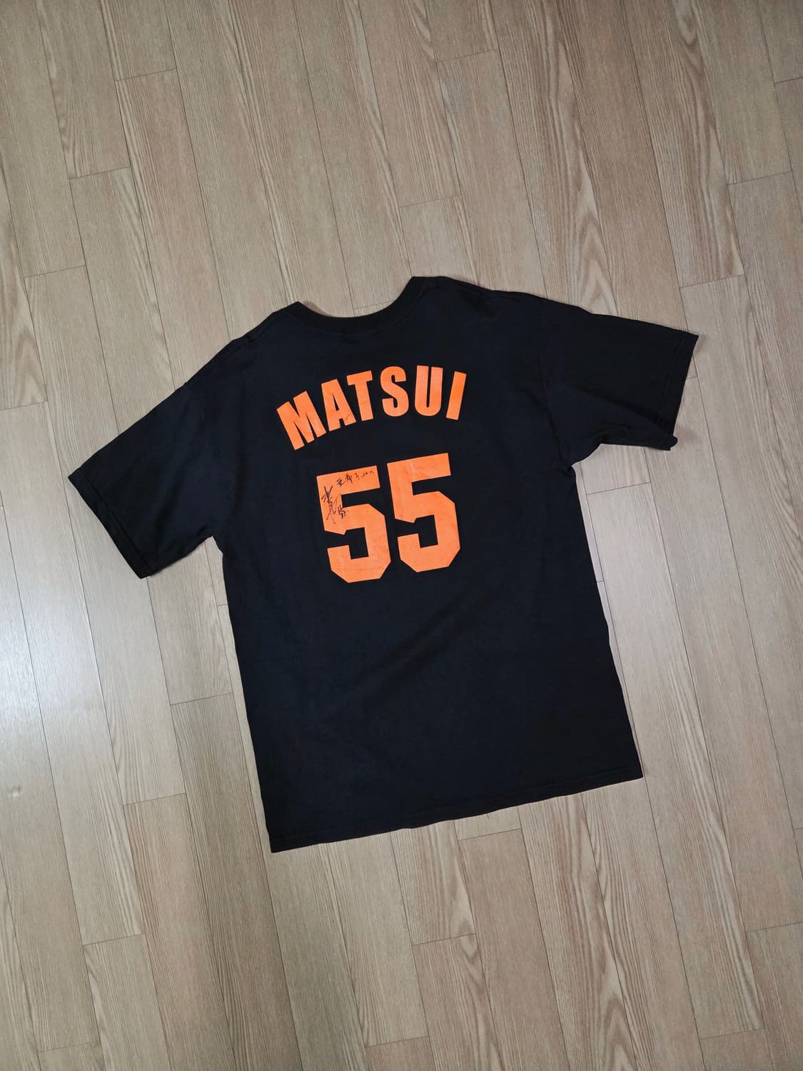 요미우리 자이언트 마쓰이 친필 싸인 우승 티셔츠 상품이미지5