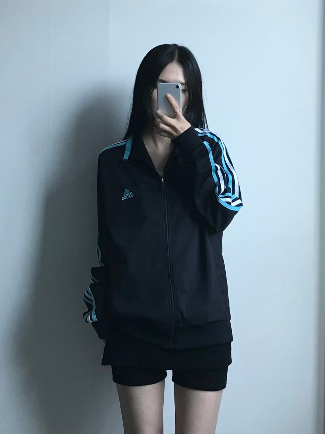 아디다스 자수로고 네이비 사이드라인 트랙 져지 상품이미지1