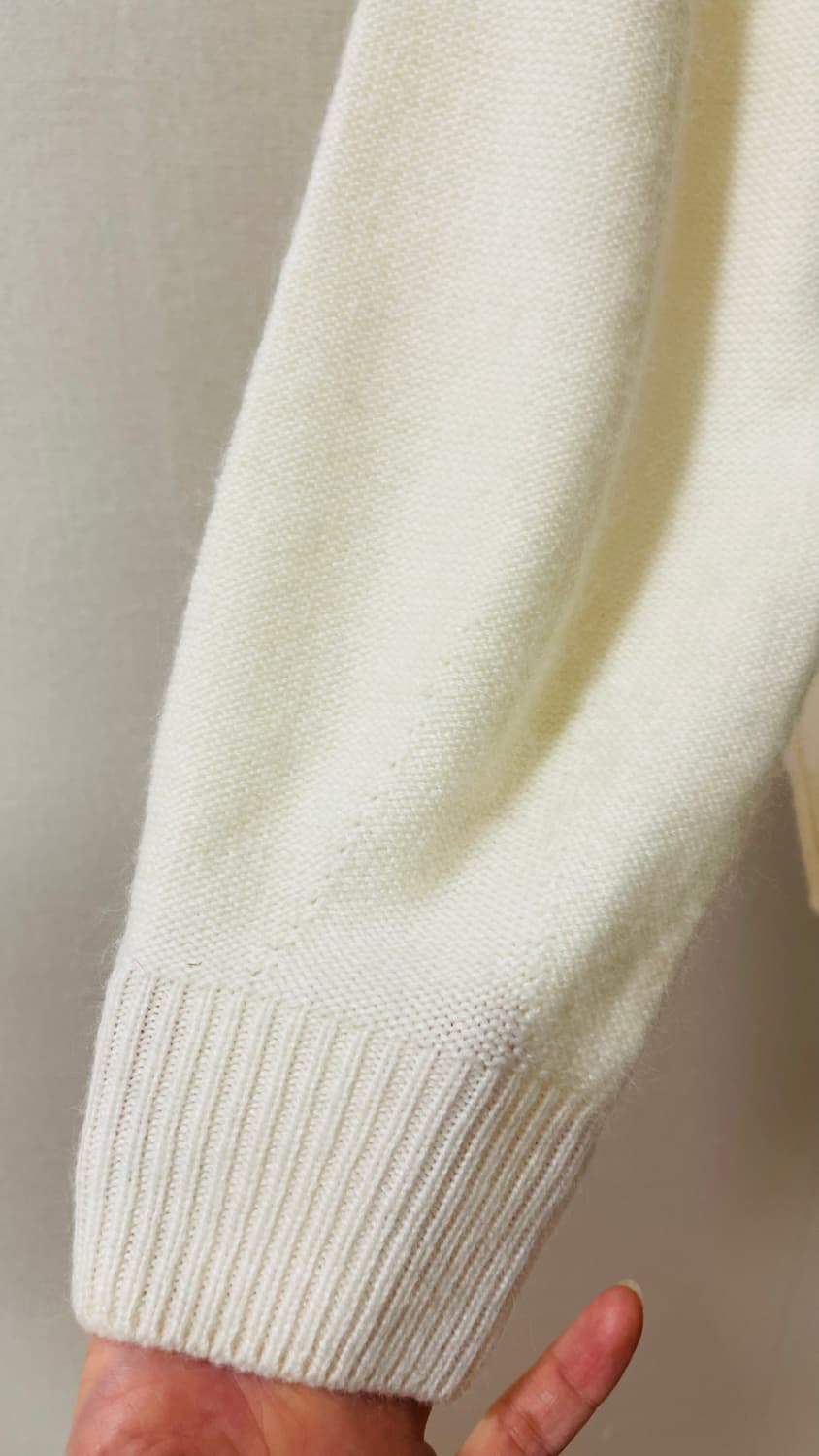 새상품) 글로니 Glowny 섈리 16플라워 꽃자수 아이보리 니트 정가  상품이미지3