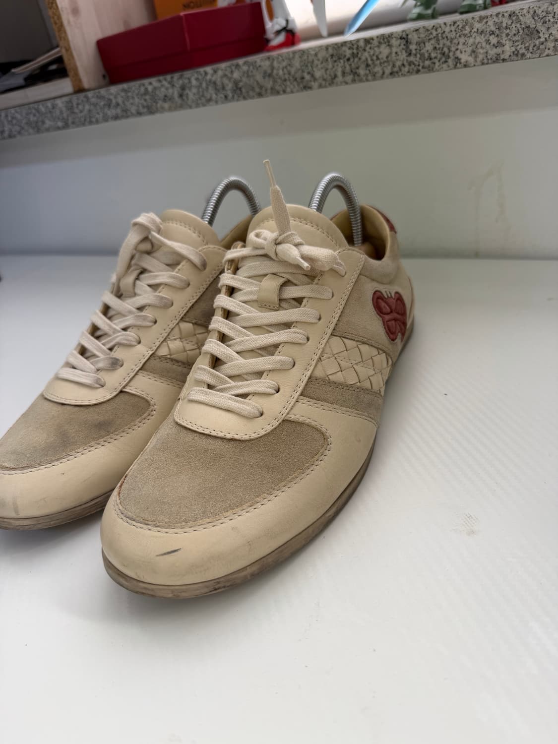 정품) 보테가베네타 버터플라이 인트레치아토 스니커즈 42.5 상품이미지2