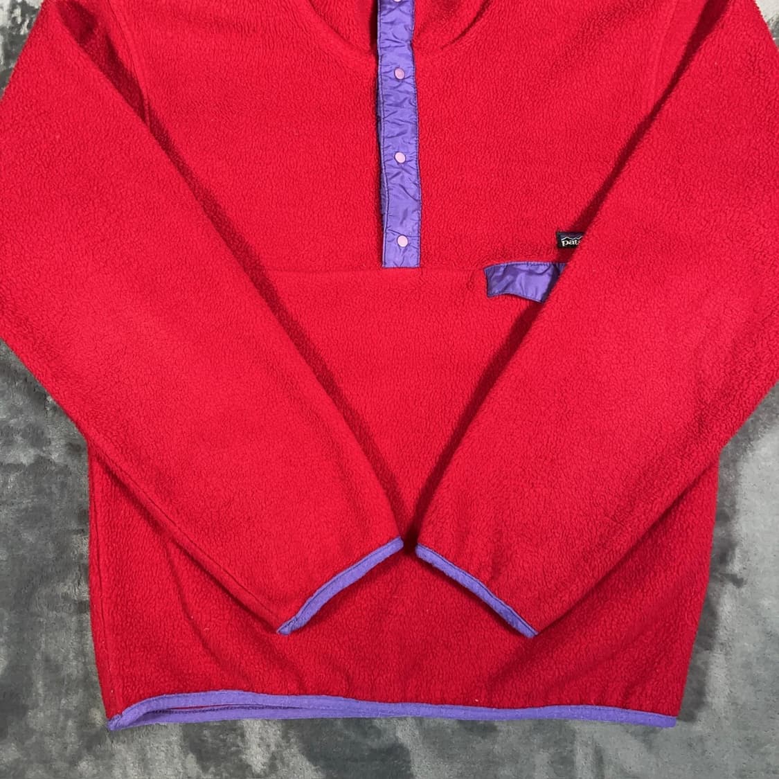 95FW 파타고니아 신칠라 스냅-T 플리스 레드 퍼플 포켓 상품이미지6