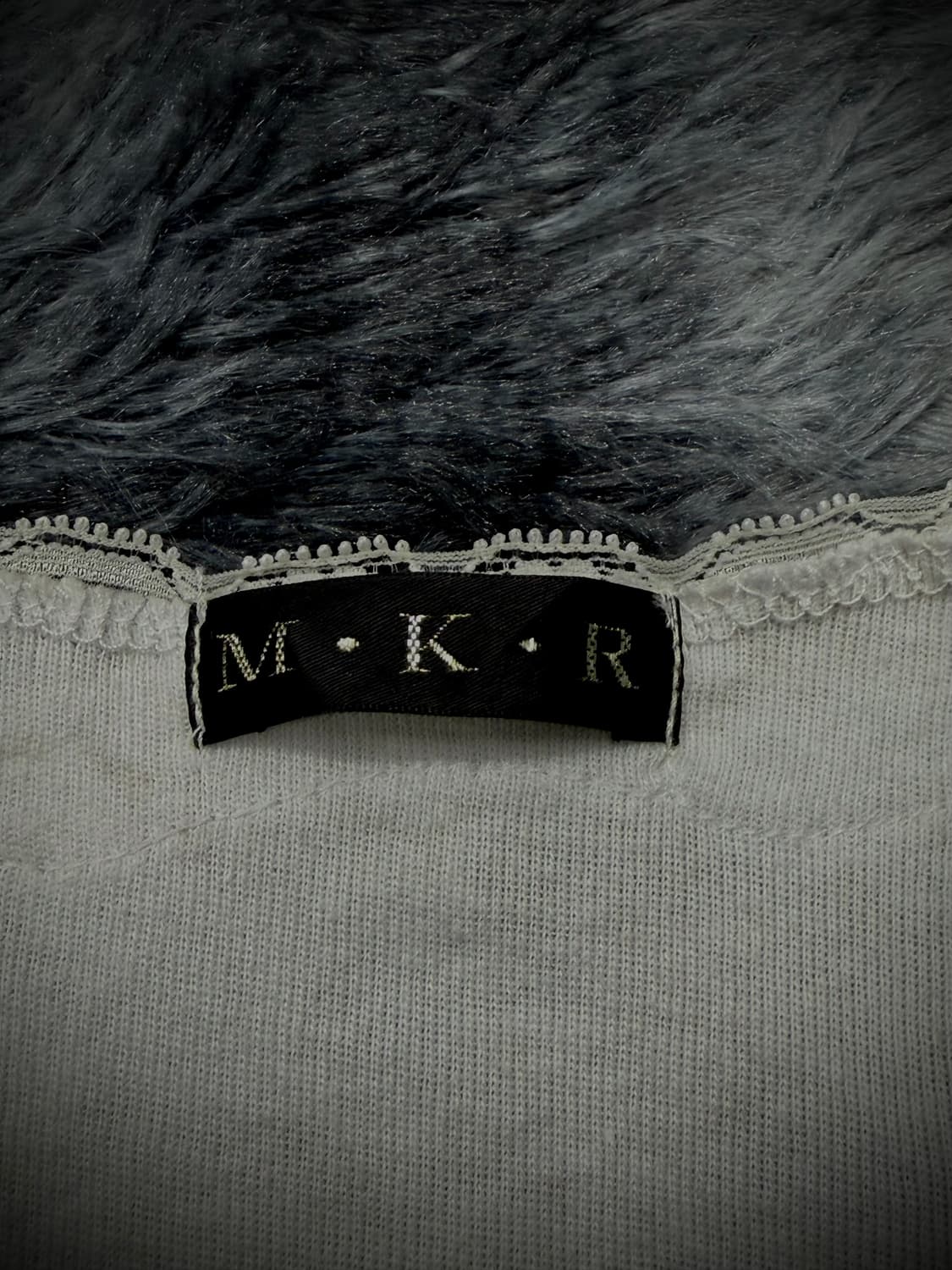 M.K.R 글리터 레터링 레이스 골지 슬리브리스 상품이미지9