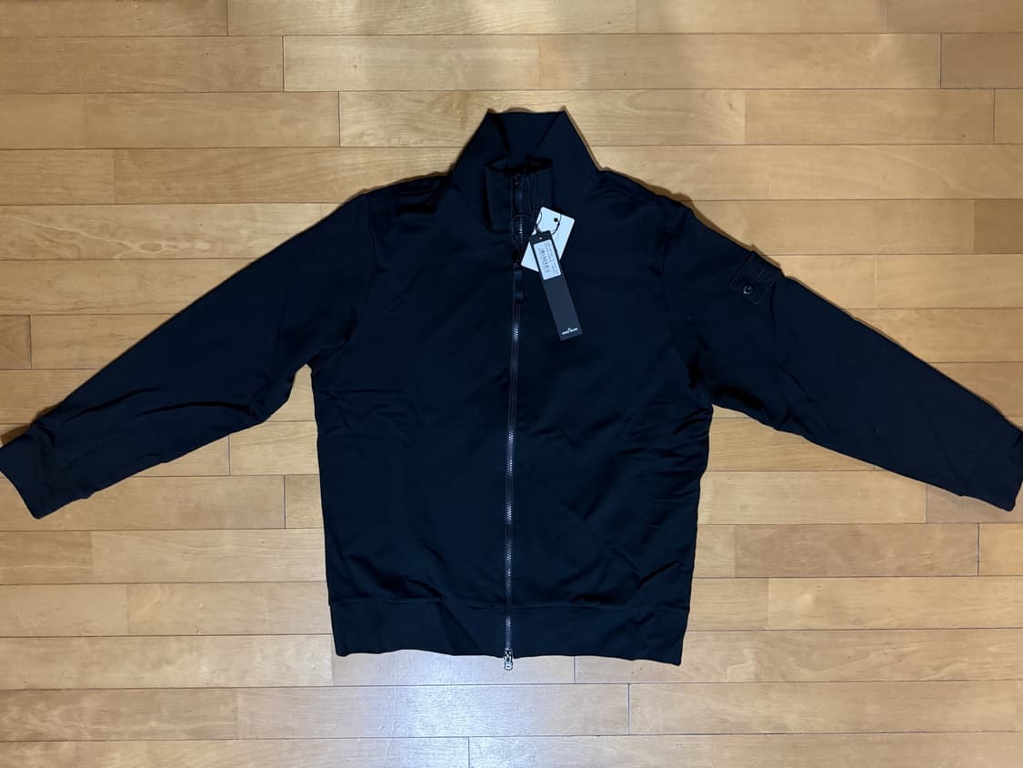 스톤아일랜드 고스트피스 집업 가디건 상품이미지1