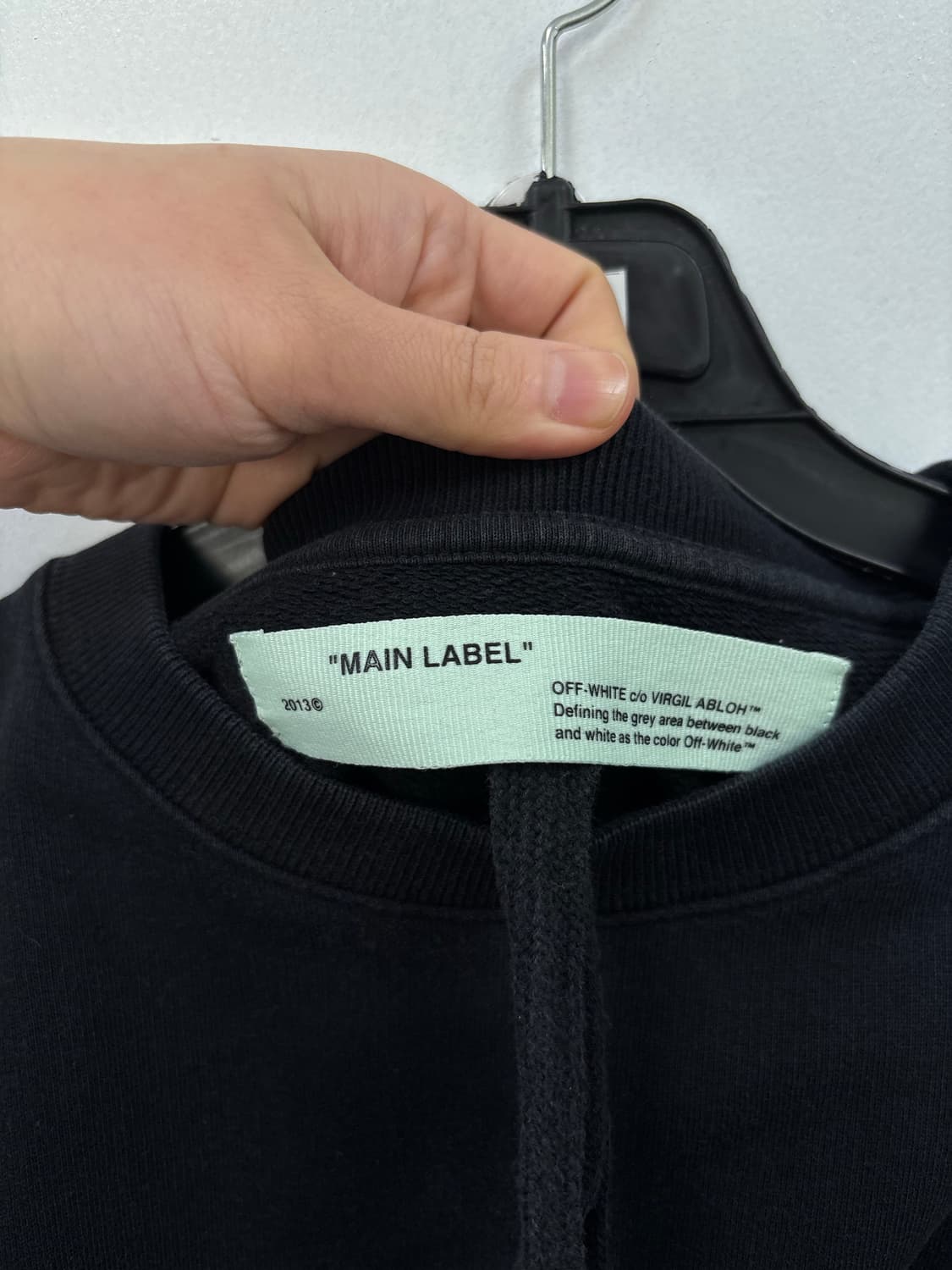 오프화이트 3D 애로우 맨투맨 상품이미지4