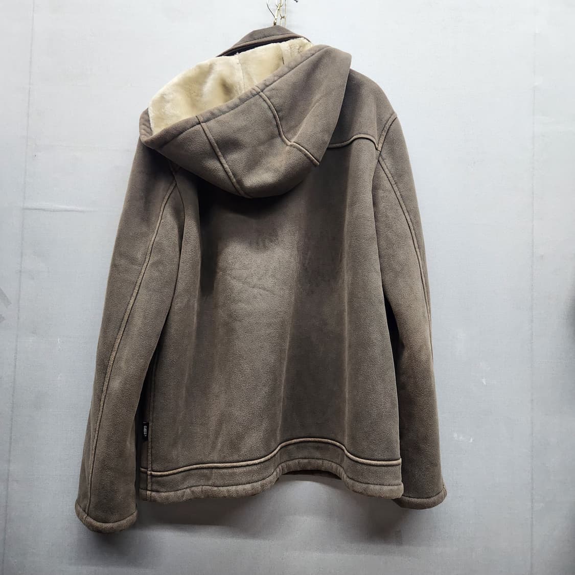 게스 스웨이드 후드 (안감양털)자켓 XL 상품이미지3