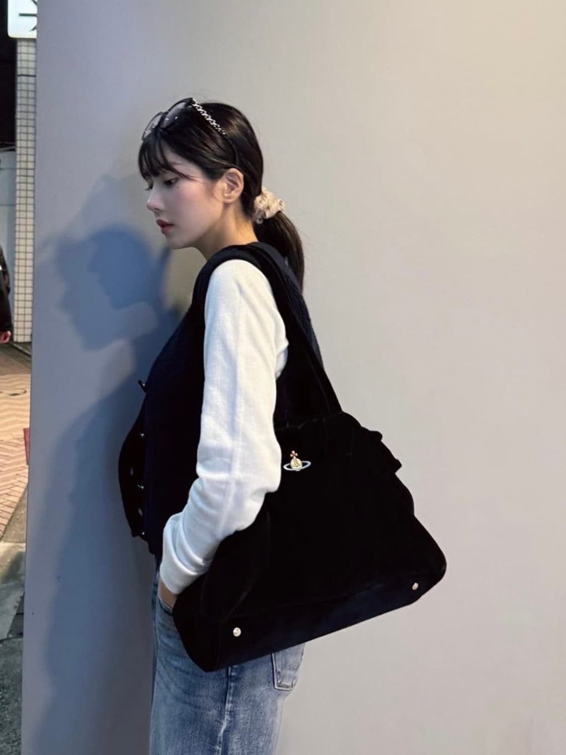 비비안웨스트우드 야스민 벨벳 라지 상품이미지1