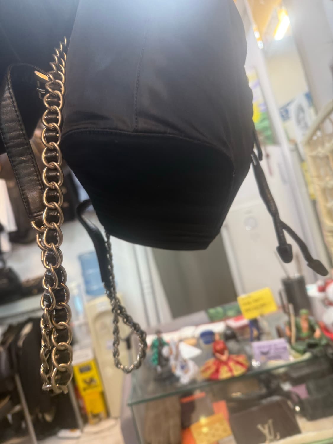 정품 프라다 나일론 체인 백팩 팝니다 상품이미지6