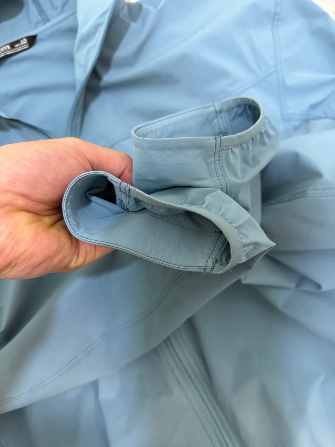 아크테릭스 감마 라이트웨이트 L 사이즈  상태 9.2/10  이제 마구마 상품이미지4