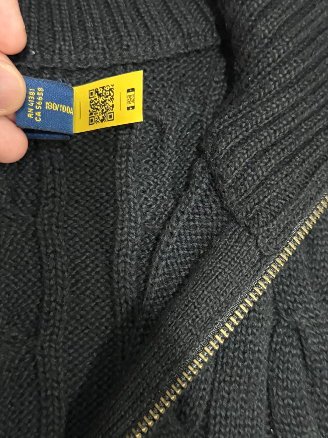 신형택 폴로 케이블 반집업 니트  상품이미지3