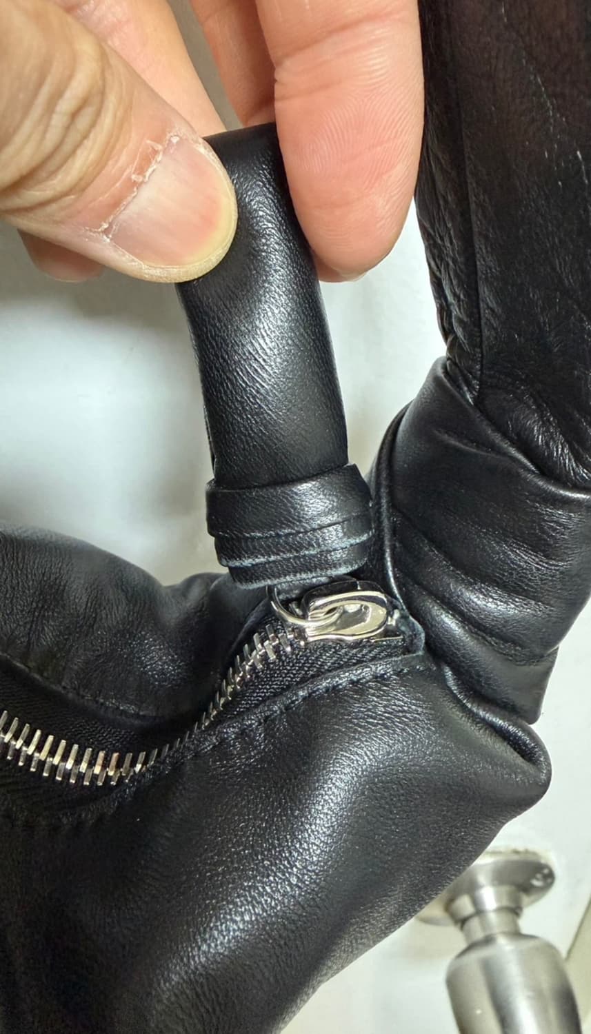 르메르 크로아상백 미디움 (나파 가죽 / 블랙) 상품이미지5