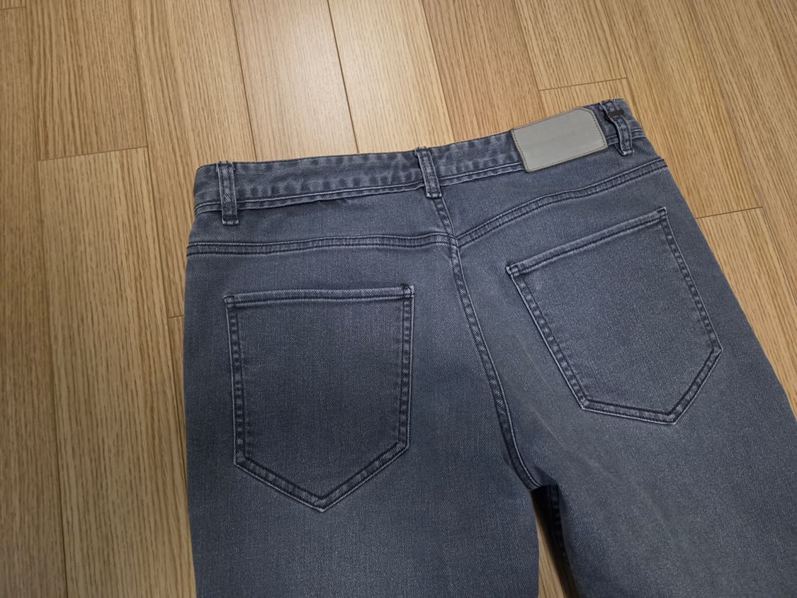 질스튜어트 뉴욕  워싱 데님 팬츠  상품이미지5