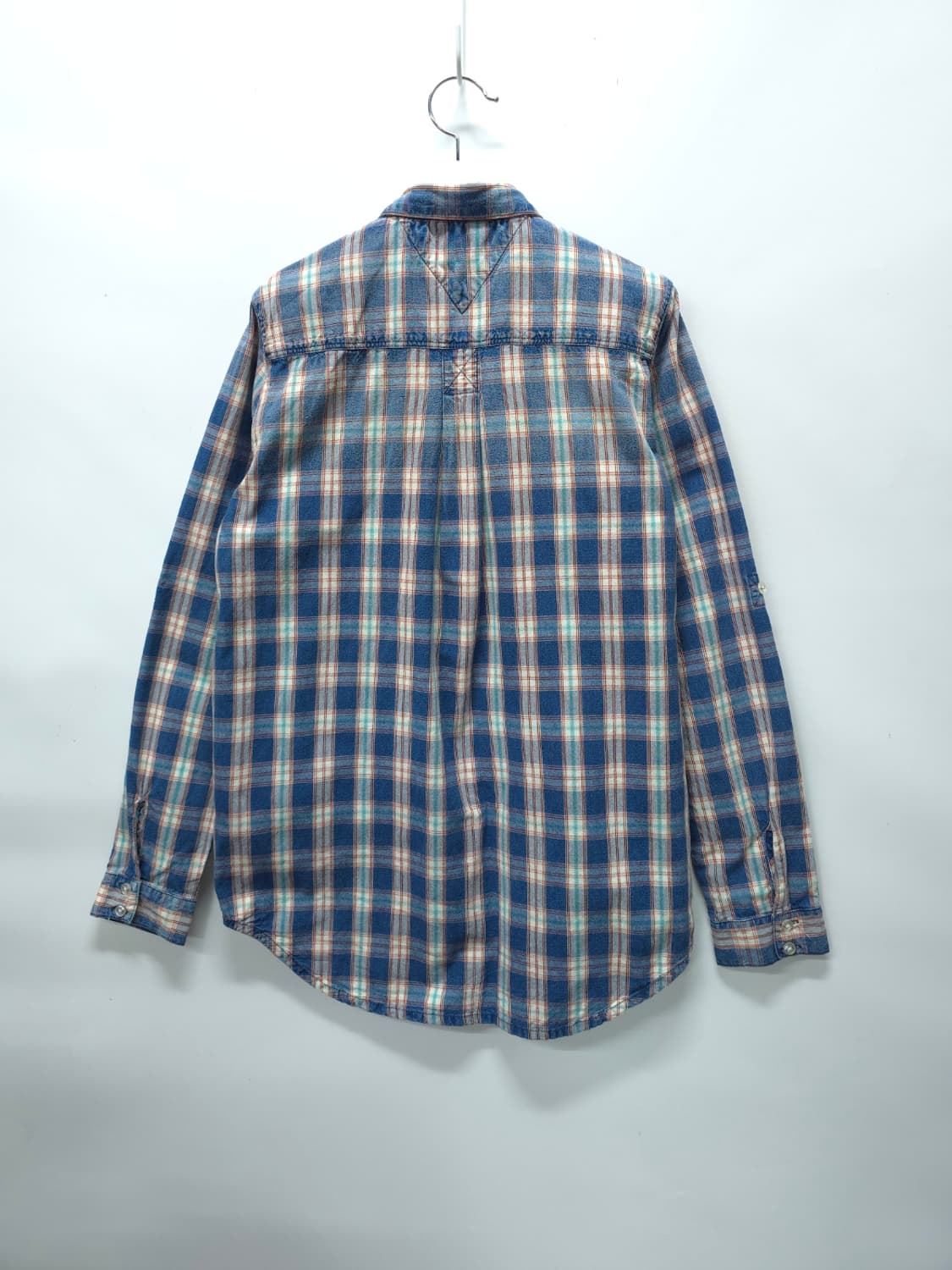 ​타미힐피거 데님 빈티지워싱 체크 남방 셔츠(95~100) 상품이미지10