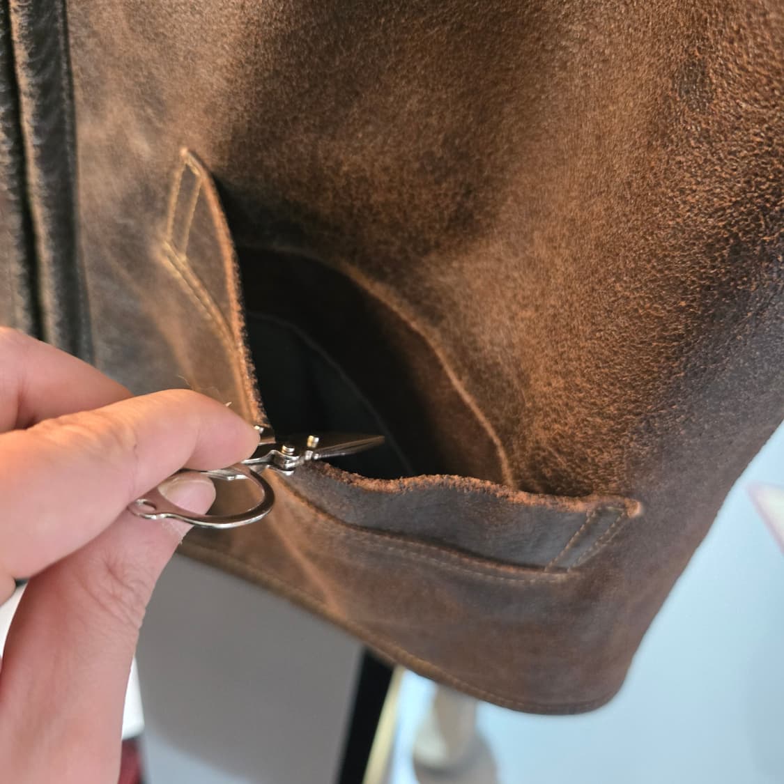 톰보이 양가죽 무스탕 베스트 브라운 상품이미지5