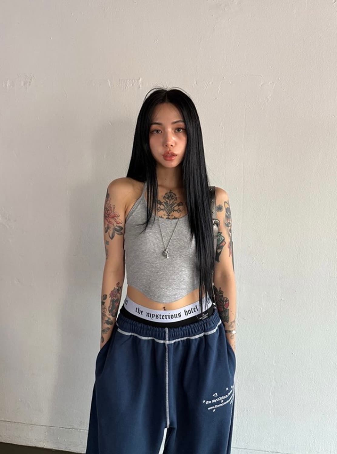 더미스테리어스호텔 홀터 탑 상품이미지2