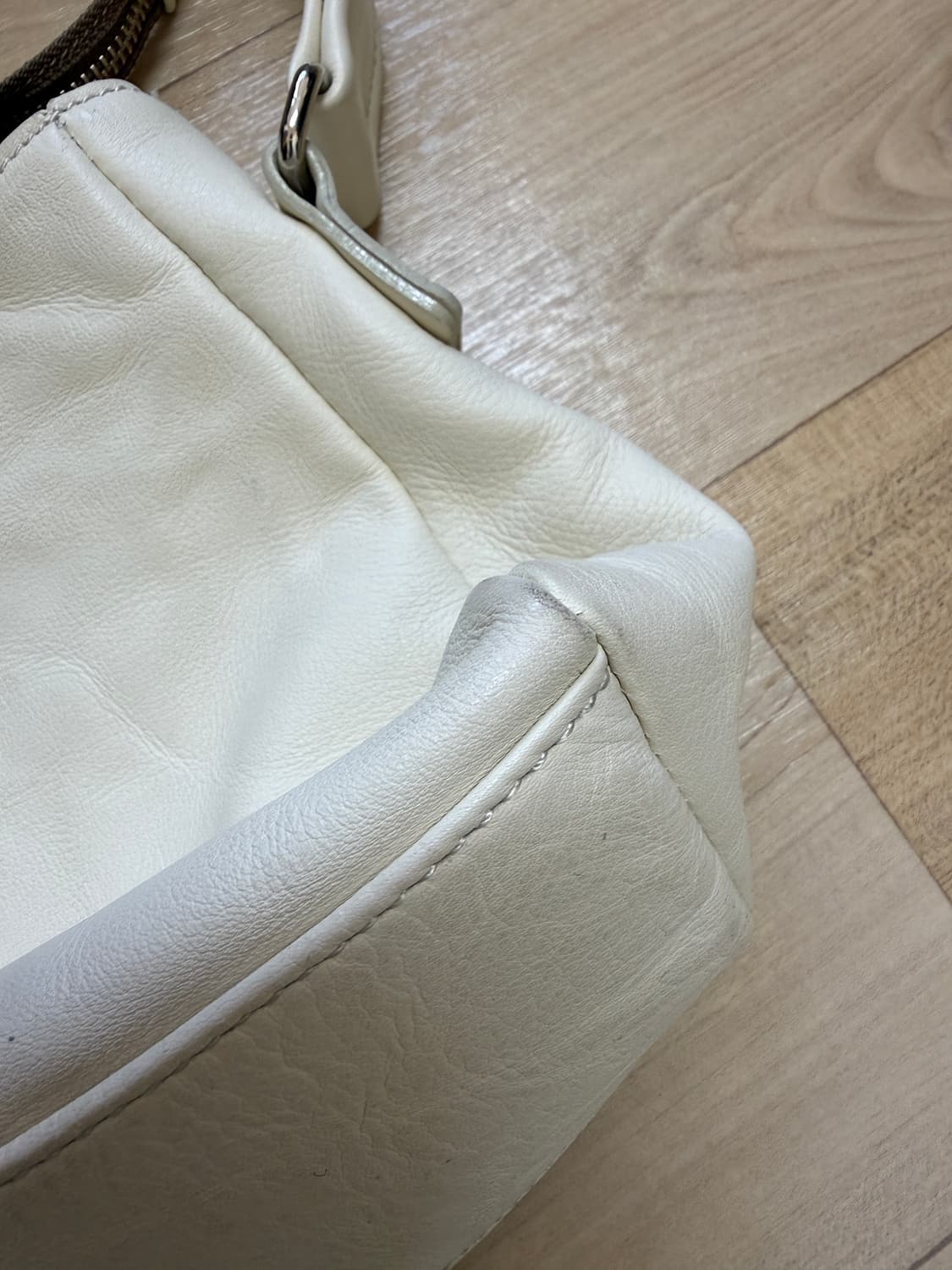 마가렛호웰 숄더백 상품이미지9