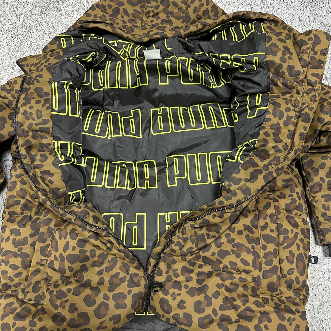 ✨ (바배) 푸마 레오파드 호피 패딩  상품이미지3