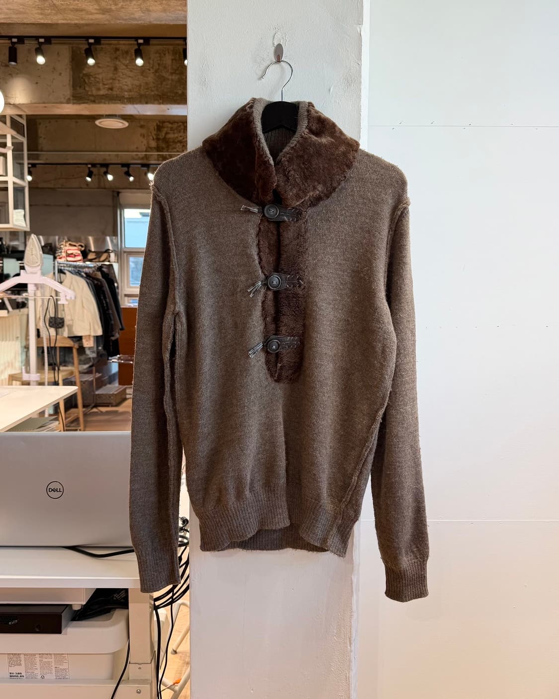 돌체앤가바나 브라운 하프버튼 램스킴 울 니트  상품이미지2
