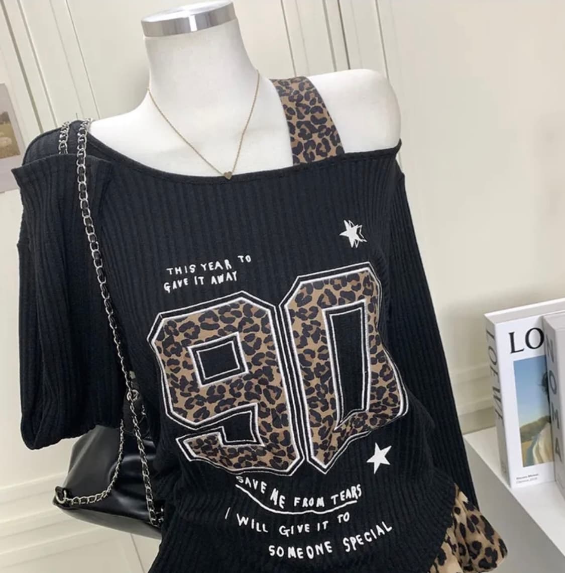 갸루느낌 레오파드 사이드 셔링 오픈숄더 골지 긴팔 니트 상품이미지2