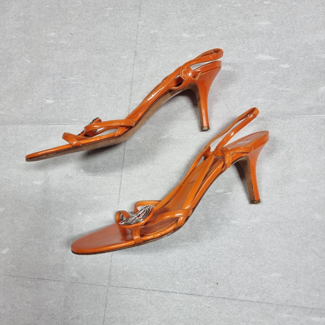 디올 Dior 슬링백 샌들 힐 슈즈 구두 (245/37.5) Italy 상품이미지2