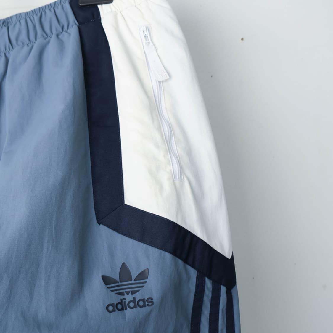 31/아디다스 노바 윈드 조거팬츠 상품이미지4