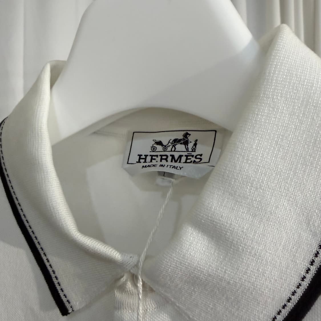 [새상품/L] 에르메스 코튼 포켓 카라 티셔츠 상품이미지3