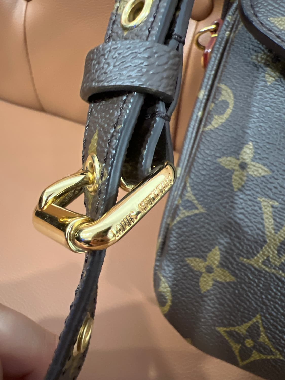 루이비통 포쉐트 메티스 모노그램 가방 상품이미지3