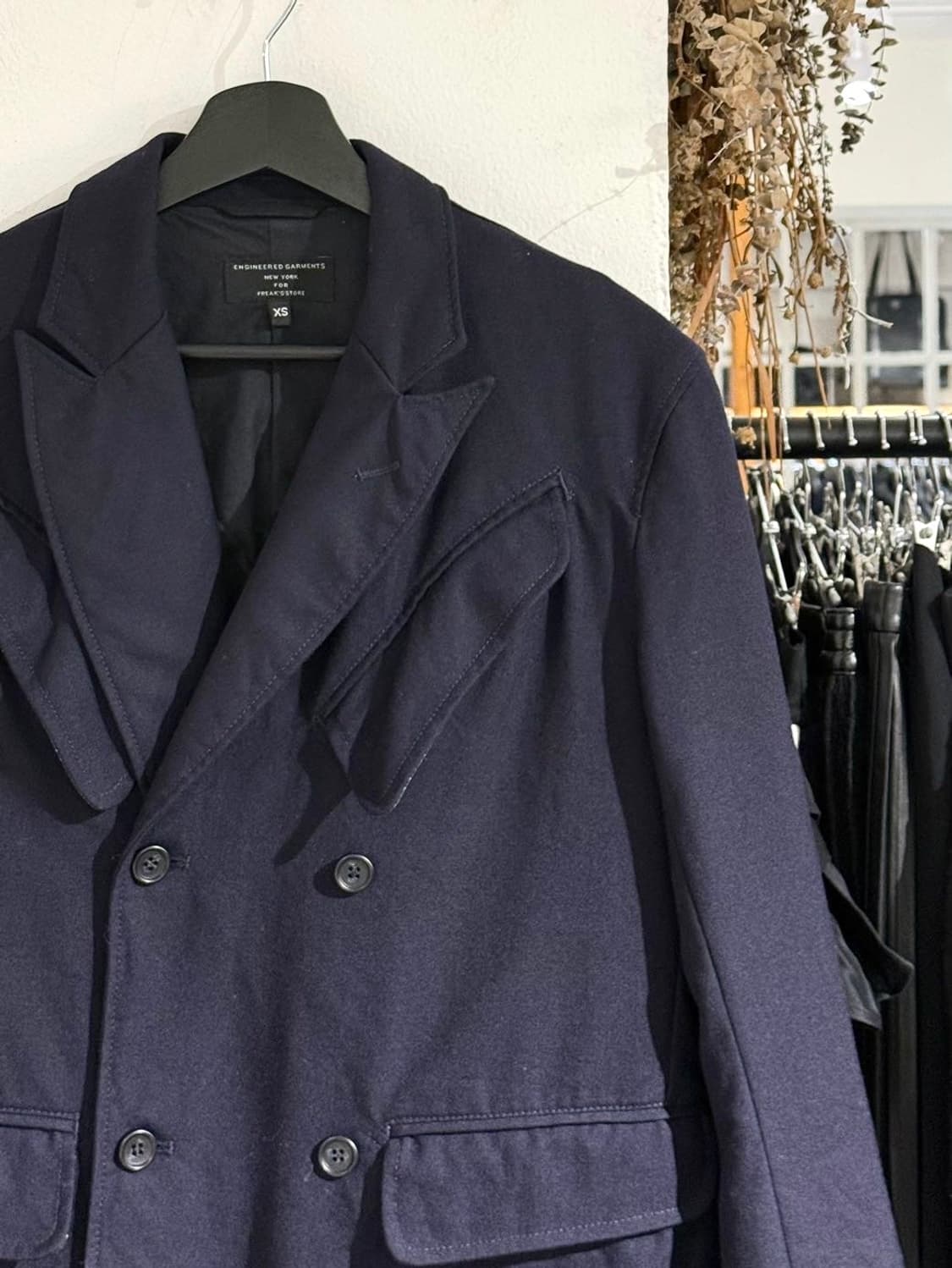 엔지니어드 가먼츠 네이비 더블 브레스티드 자켓 상품이미지3
