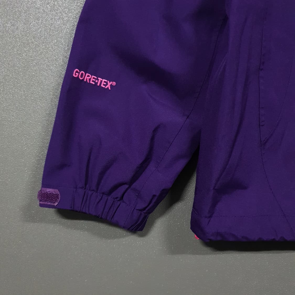 여성 L 노스페이스 고어텍스 퍼포먼스쉘 바람막이 후드 마운틴 자켓 딥퍼플 상품이미지10